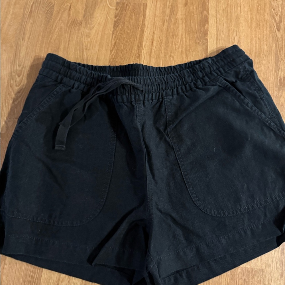 Women’s J. crew linen shorts, Bundle of 4 ,
Size Small - Picture 3 of 12